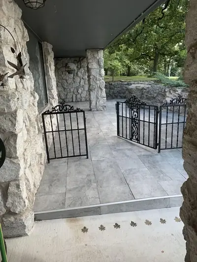 Patio and outdoor living project by Hanlon Construction